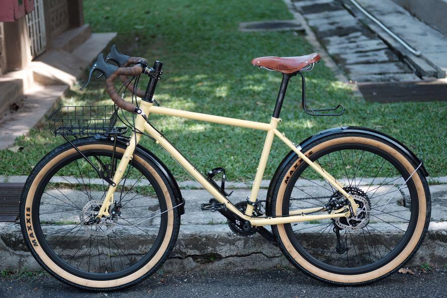 black snow gravel bike