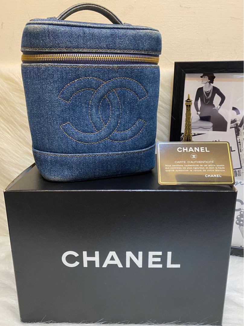 Chanel Vintage Rare Denim Cosmetic Vanity Case Bag