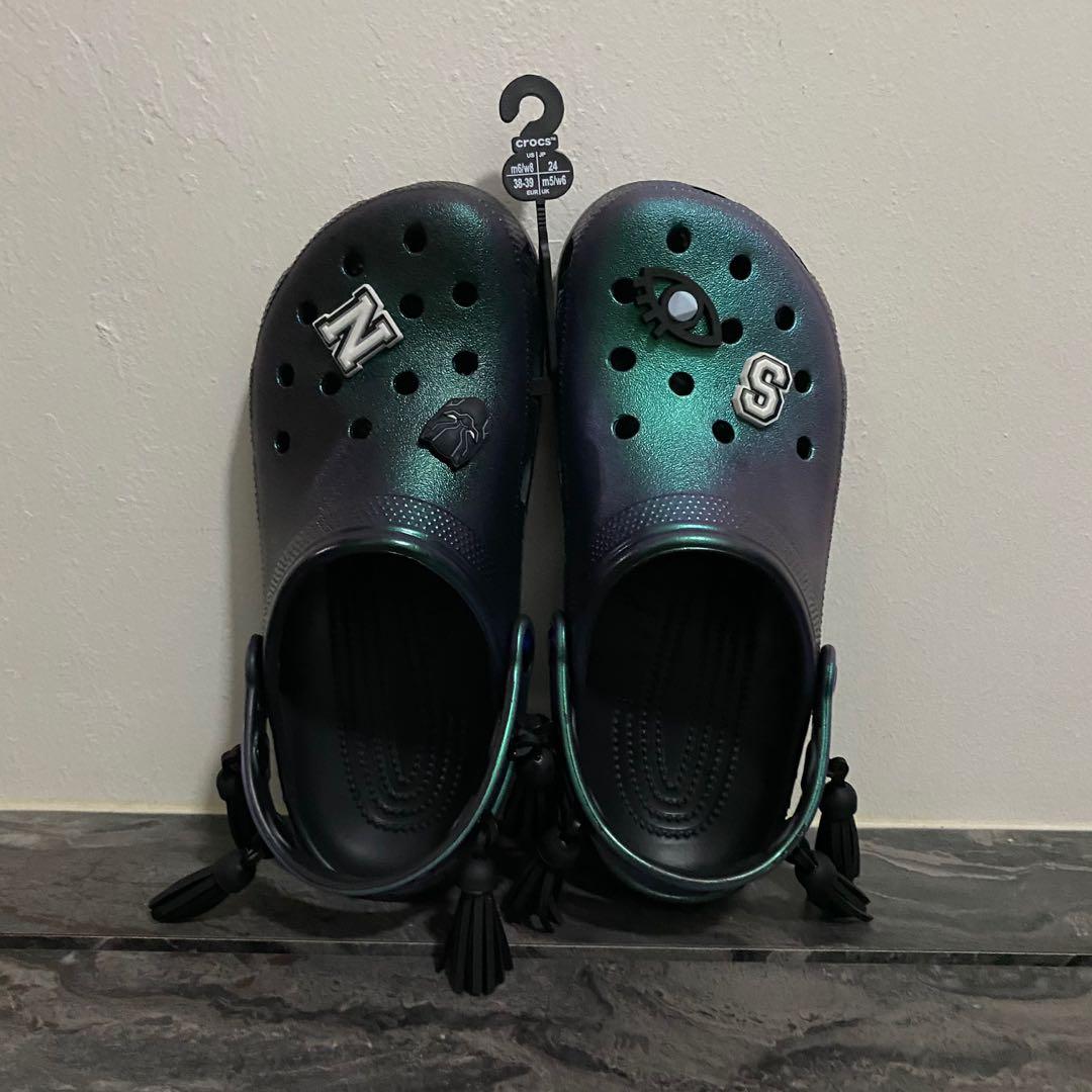 Crocs with tassels 2025