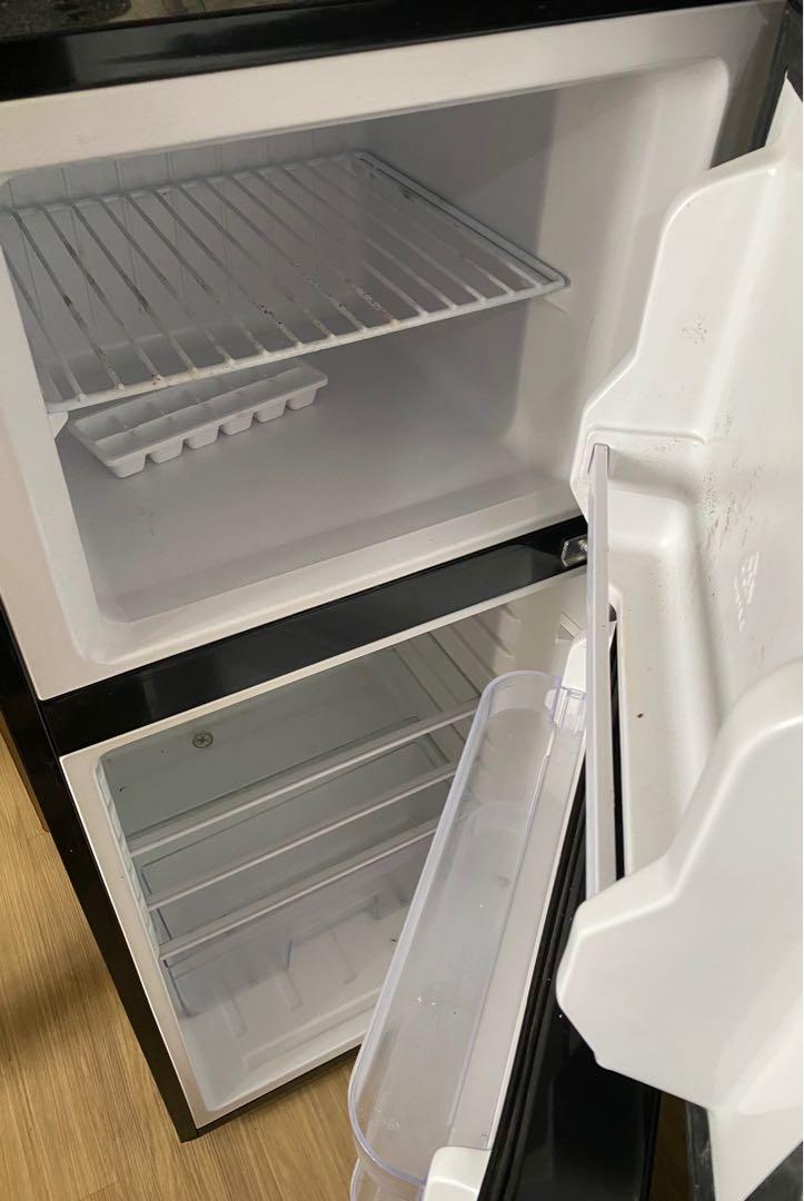 Ezy EZ 127 4 5 Cuft Refrigerator TV Home Appliances Kitchen Ezy EZ 127 4 5 Cuft Refrigerator TV Home Appliances Kitchen