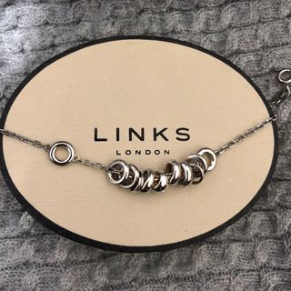 （分類：）位於 。 由 sochic 提交（商品編號 1066209357，圖片 1）。簡介： 。