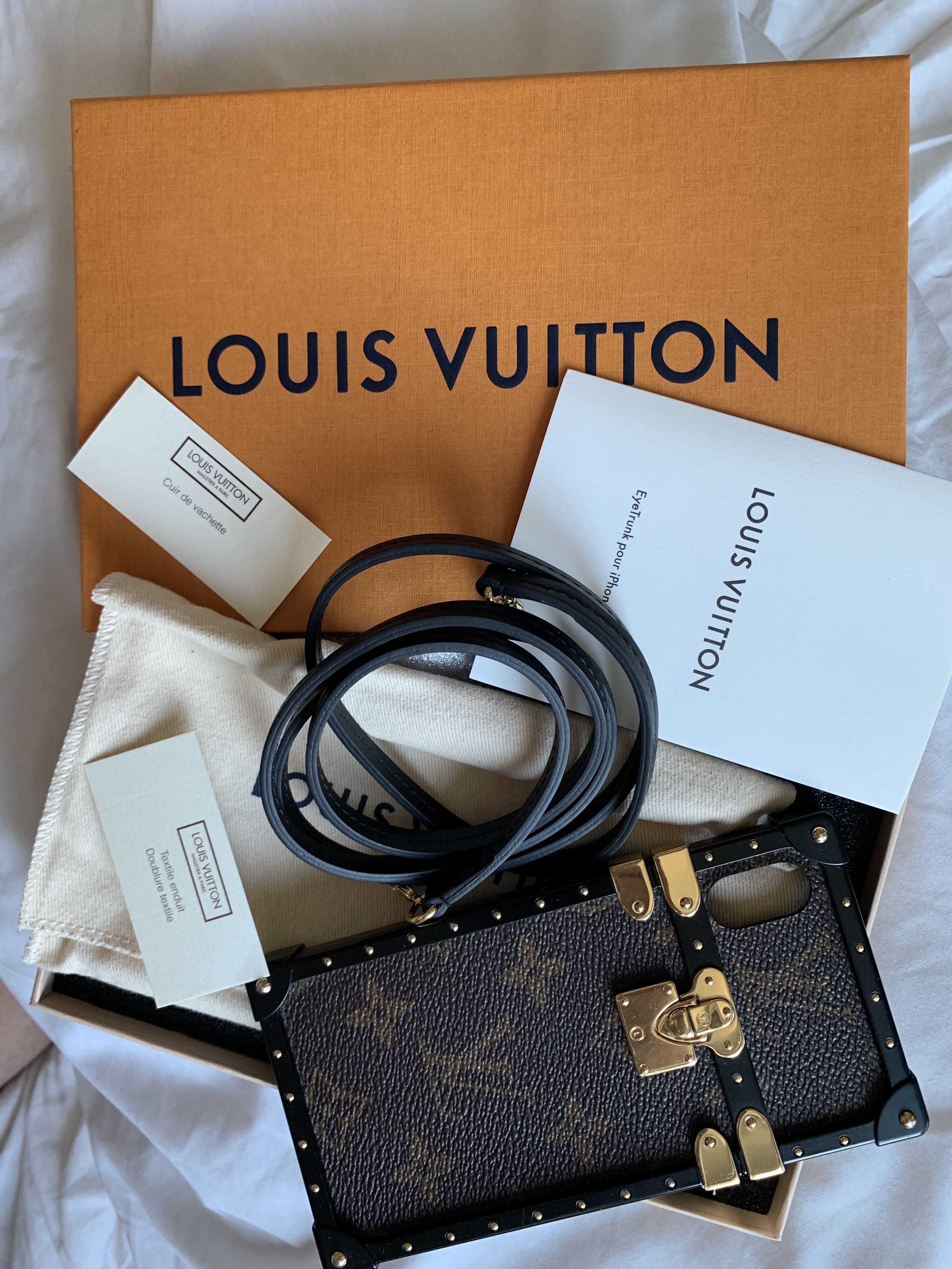 Louis Vuitton Bicolor IPhone X / XS Eye Trunk Mobile Case – The Closet