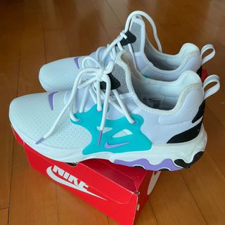 （分類：）位於 。 由 silverzzzzz 提交（商品編號 1066402959，圖片 1）。簡介： 。