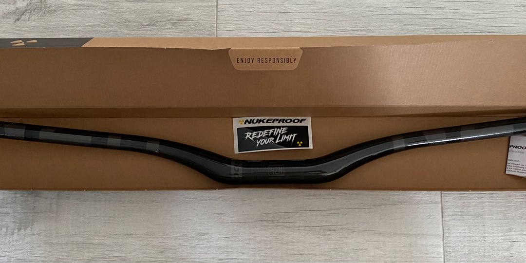 Nukeproof horizon v2 top carbon riser bar