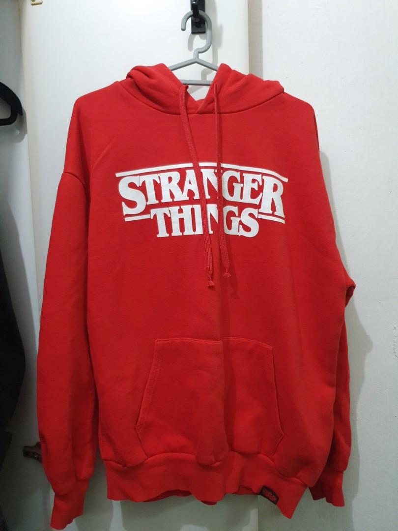 Pull&bear stranger best sale things hoodie