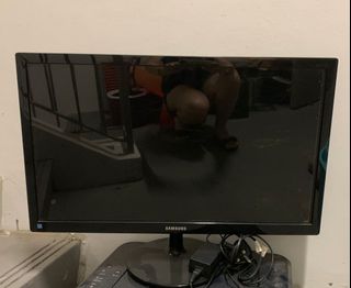 (Category: ) located in . Submitted by hereisangel (Listing ID 1066362360, Image 1). Description: .