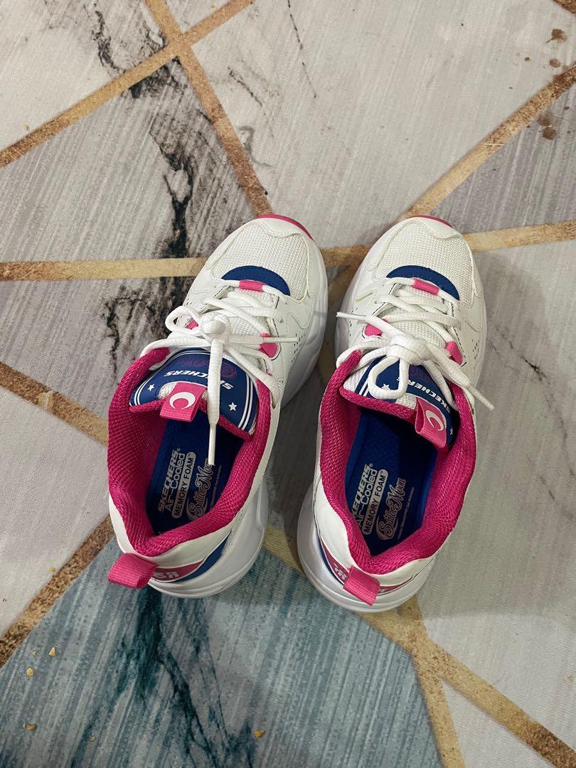 Skechers sailor moon 2025 slippers