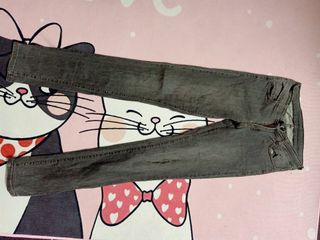 (Category: ) located in . Submitted by idekiefly (Listing ID 1066386314, Image 1). Description: .