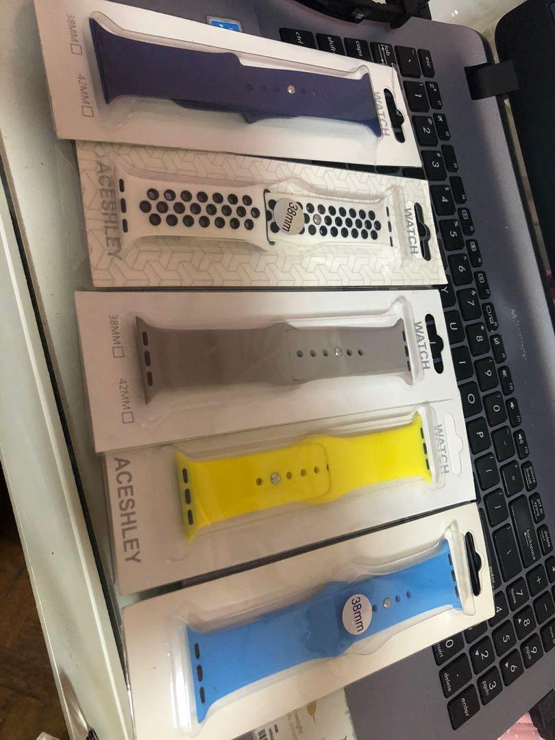 Take all apple watch strap (Category: Portable Audio Accessories) located in Paranaque City. Submitted by wakeupnmakeup.ph (Listing ID 1066328908, Image 2). Description: Used no damage Take all 5 straps Not orig but good quality Fits apple watches size 38 or 40.