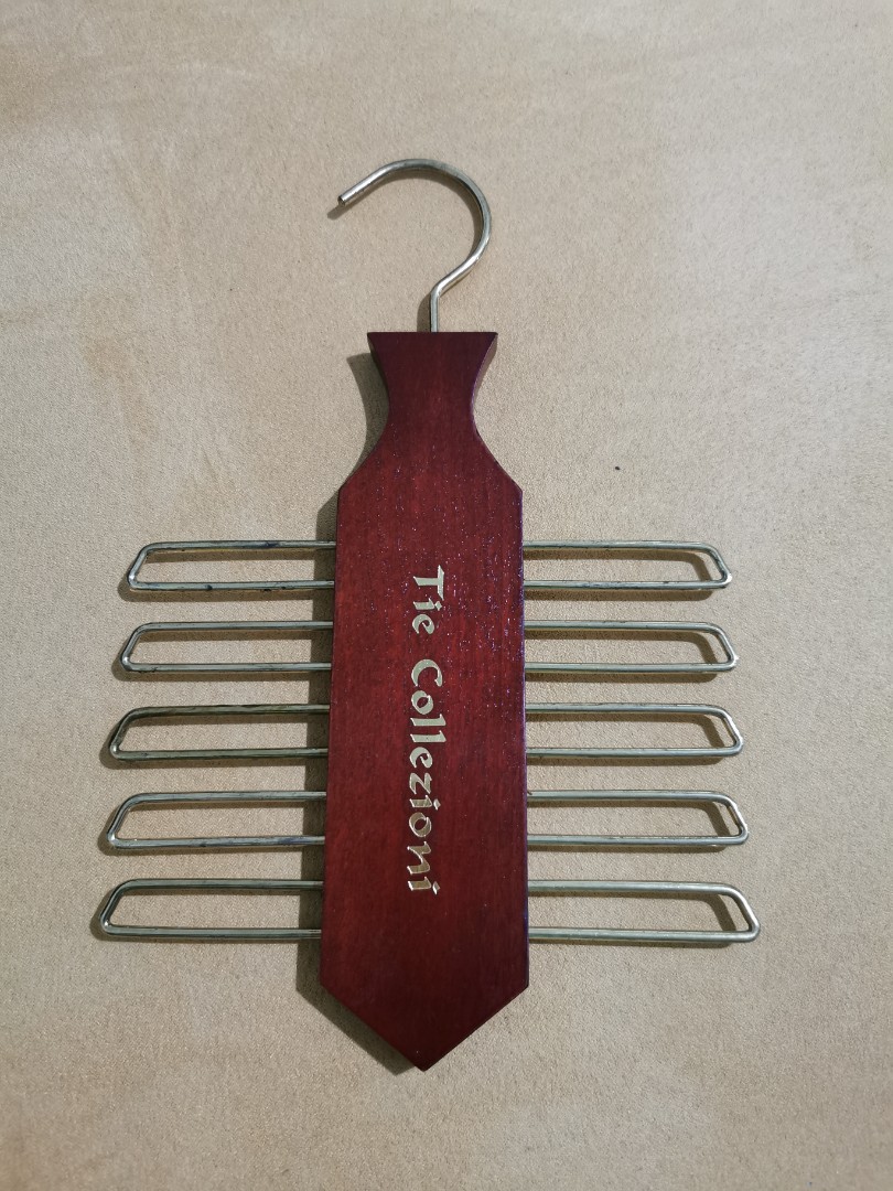 Tie hanger (wooden), Health & Nutrition, Medical Supplies & Tools on