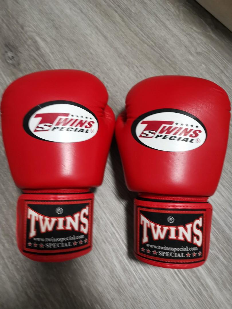 twins 12oz gloves