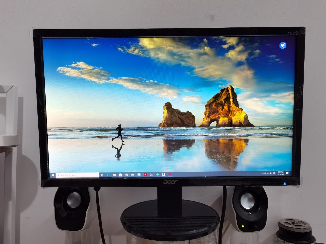 Monitor Screens 