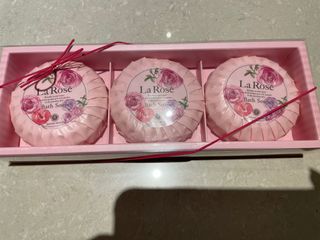 由 queen0121 (刊登 ID 1066517812，圖片 1) 提交，位於 的 (類別：)，說明：。