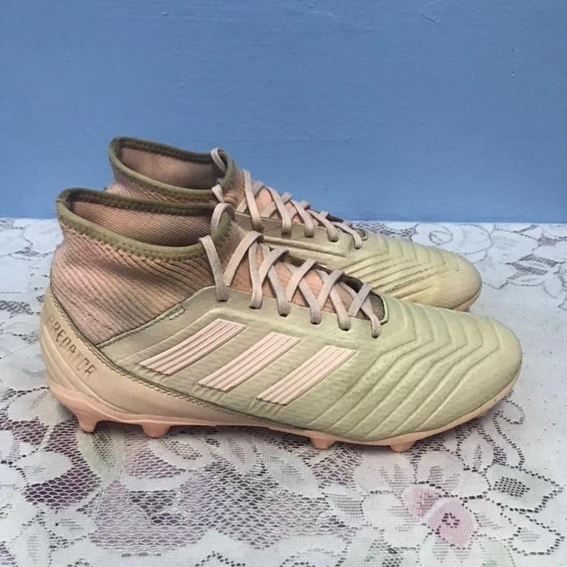 Adidas predator 18.3 FG football boots kasut bola Men s Fashion