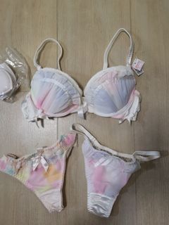 (Category: ) located in . Submitted by eluxstore (Listing ID 1066653167, Image 1). Description: .