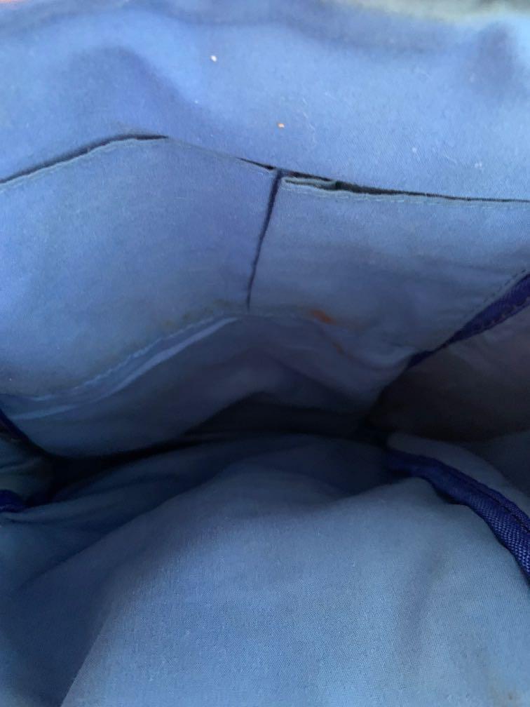 Anello backpack small (Category: Backpacks) located in Quezon City. Submitted by declutterfindsph_ (Listing ID 1066461612, Image 3). Description: Used but not abused Bought in HK Small back pack.