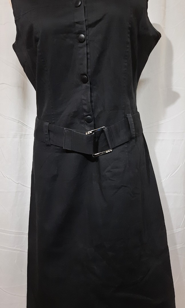 black dress white belt