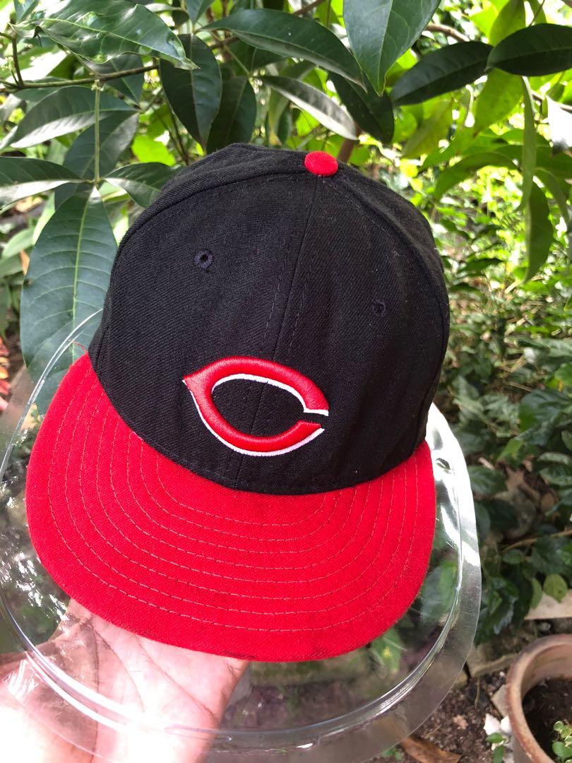 Mlb teams shop with red hats