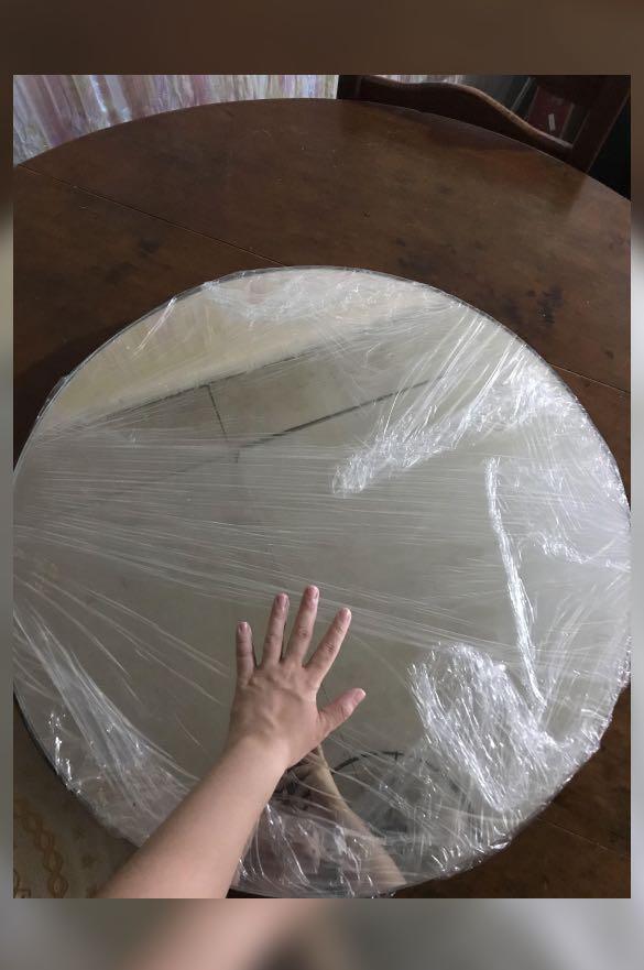 Circle Round Mirror 24inches (Category: Mirrors) located in Malabon City. Submitted by djstoree (Listing ID 1032929912, Image 3). Description: .
