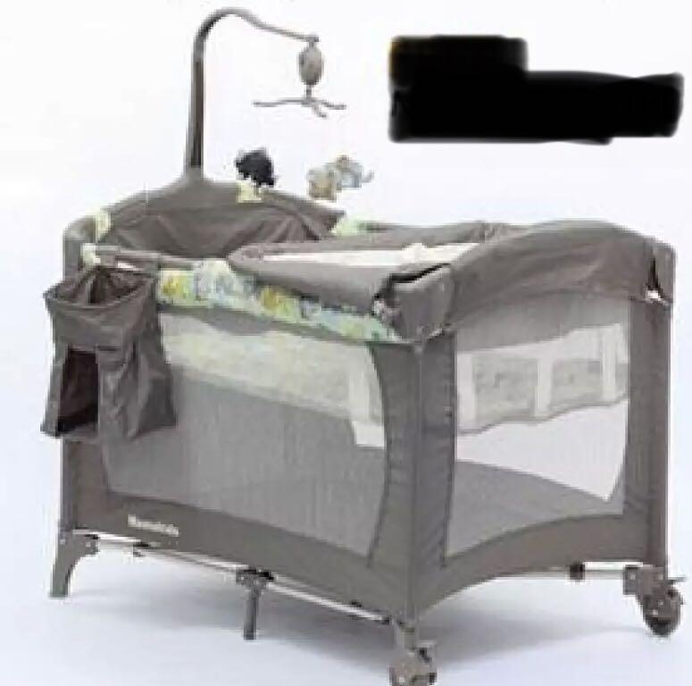 Graco Playpen Pack n Play with diaper changer, Babies & Kids, Infant