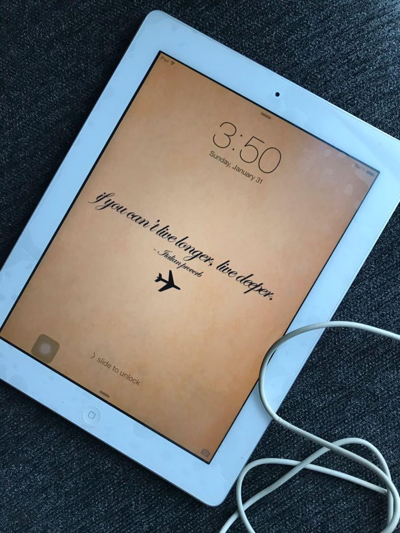 Ipad 2 (Category: iPad) located in Kuala Lumpur. Submitted by byhannah (Listing ID 1066529234, Image 2). Description: - still functioning well (except sound crack abit when open loud) - 32 GB - come with the cable - add on RM50 if need the charger .