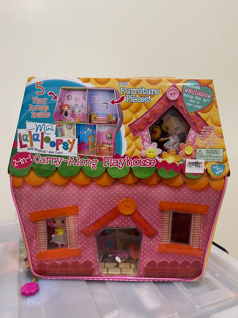 Lalaloopsy Carry Along Playhouse, Hobbies & Toys, Toys & Games on Carousell