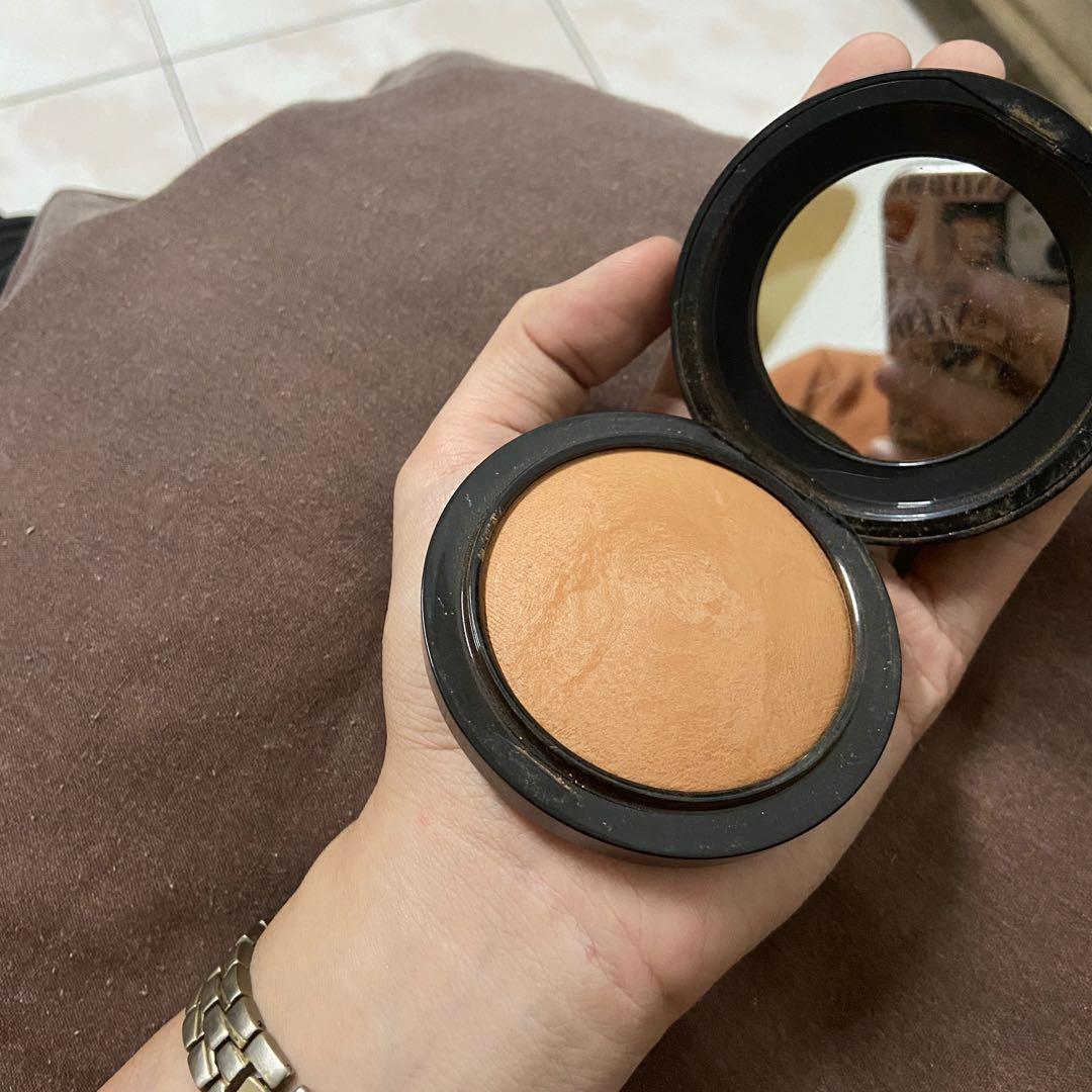 Mac "give me sun" bronzer, Beauty & Personal Care, Face, Makeup on Carousell