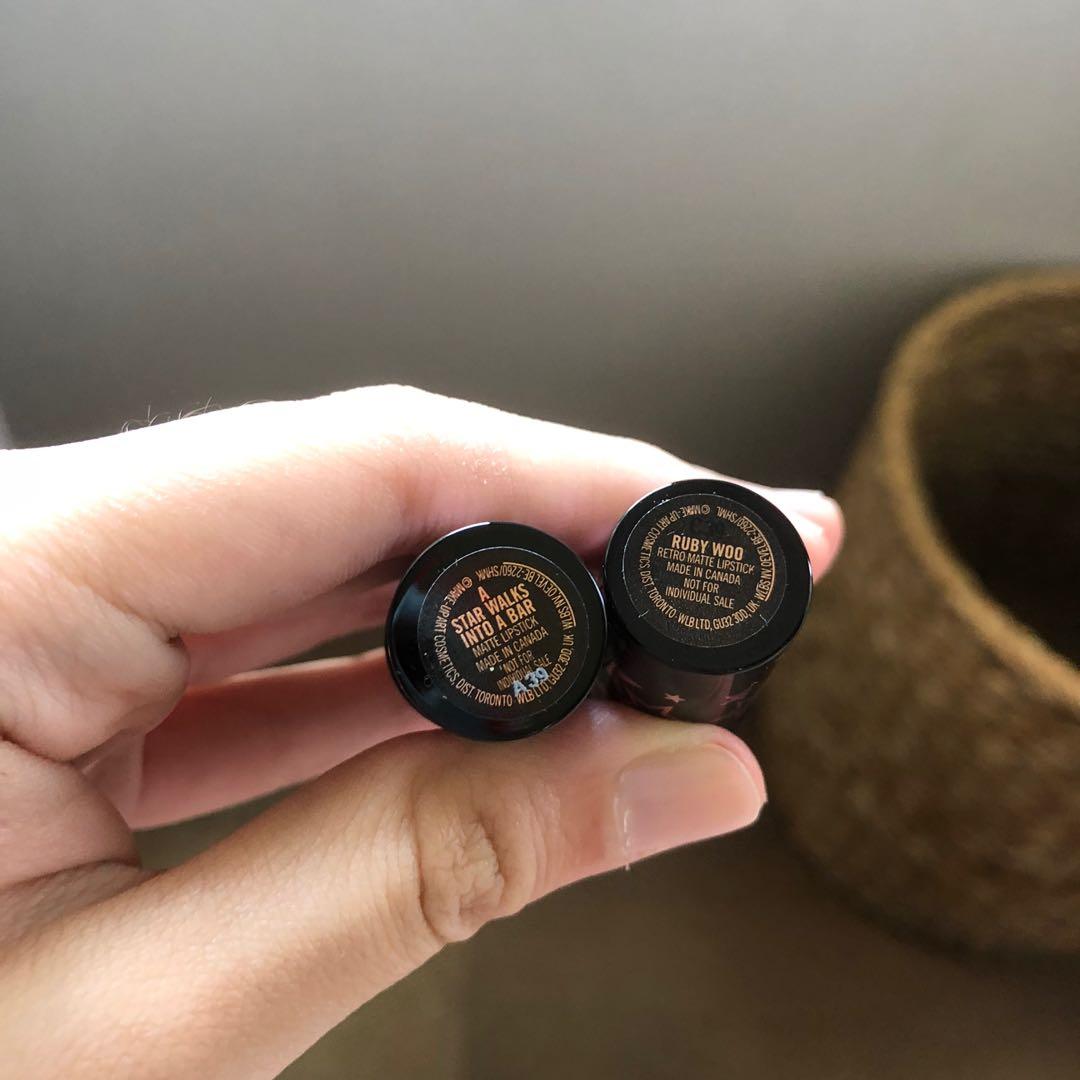 MAC Lucky Stars Lip Stick Kit (Category: Makeup) located in Quezon City. Submitted by thriftfindzzzzz (Listing ID 1066497874, Image 2). Description: -Comes with 2 lipsticks, a pouch, and orig box -Shades: ruby woo and a star walks into a bar -opened for swatch only -RFS: shades dont suit me.
