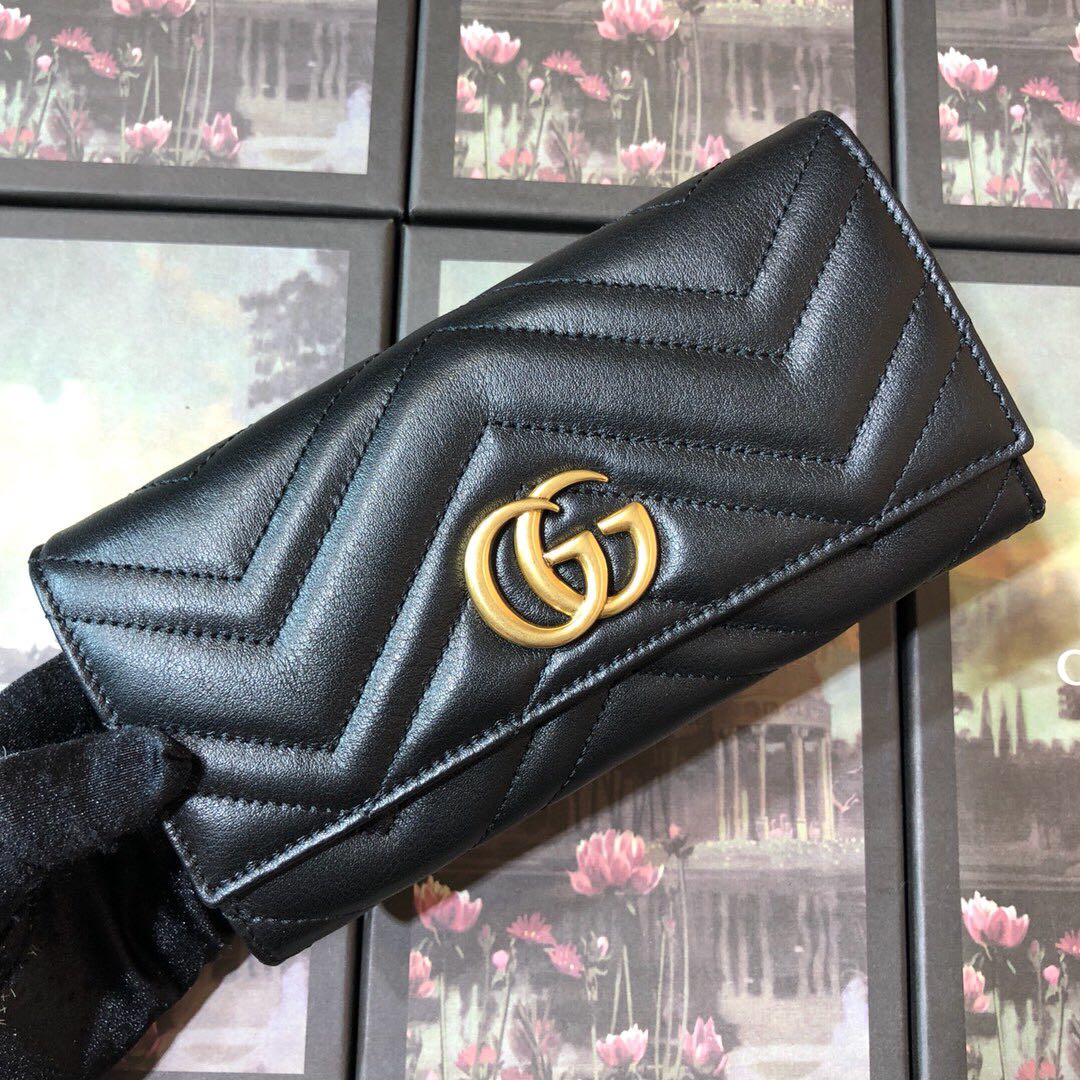 gucci quilted wallet