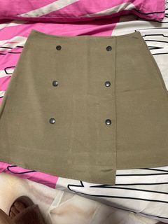 (Category: ) located in . Submitted by cottpolysuede (Listing ID 1066494684, Image 1). Description: .