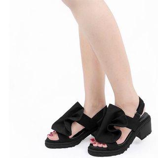 MKS Double Strap Ruffle Black