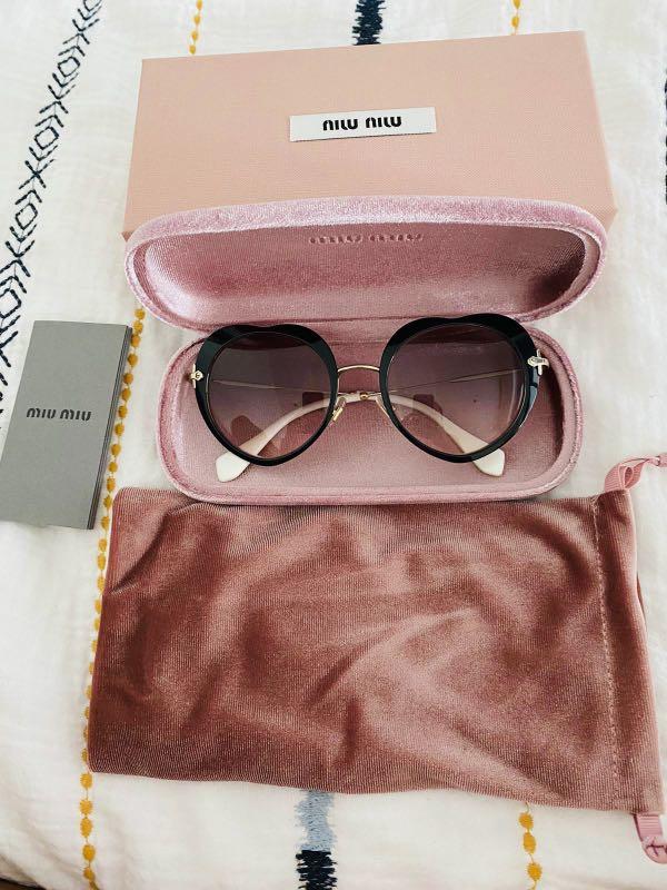 miu miu heart shaped sunglasses