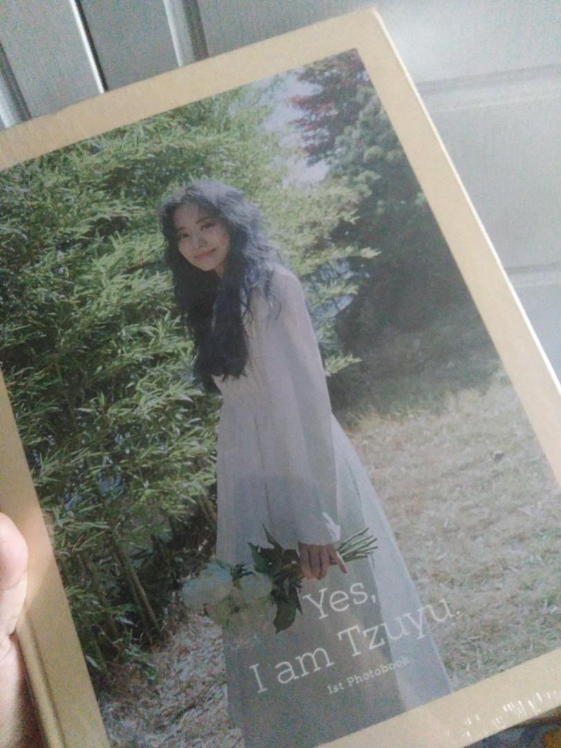 Onhand Unsealed Yes I Am Tzuyu Photobook Peach Version K Wave On Carousell 1st photobook peach ver. ordered in our site will be delivered from korea. carousell