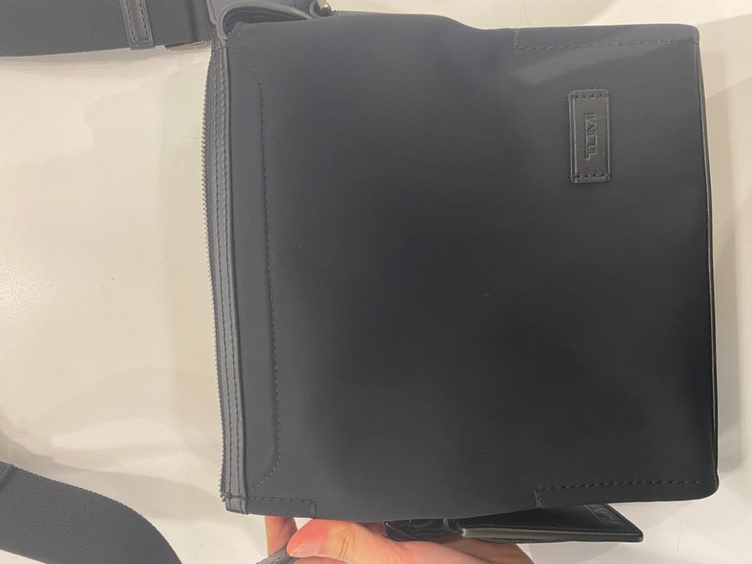 Tumi shelton crossbody 2025