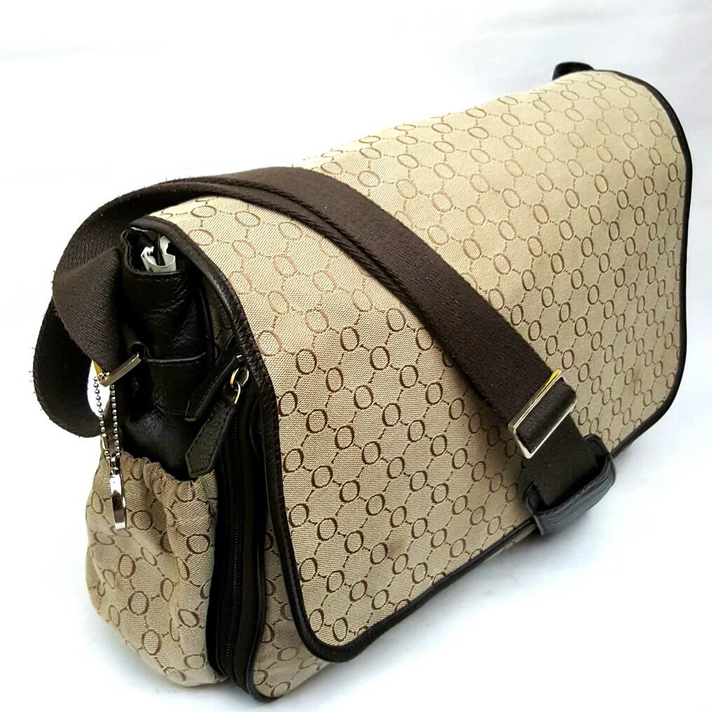 Oroton signature o crossbody bag clearance