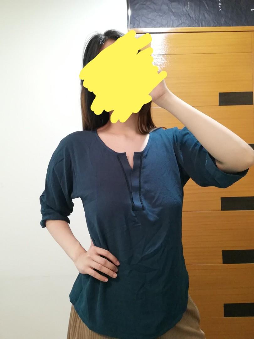 Promod blue green longsleeves blouse top (Category: Longsleeves) located in Quezon City. Submitted by theabsolutelyfab (Listing ID 1066286413, Image 1). Description: Can fit Small to Medium frame Perfect for work/casual MOP: Gcash/BPI/RCBC Deliver via: Grab/Lalamove Meet-up: Depending on availability Quezon City.