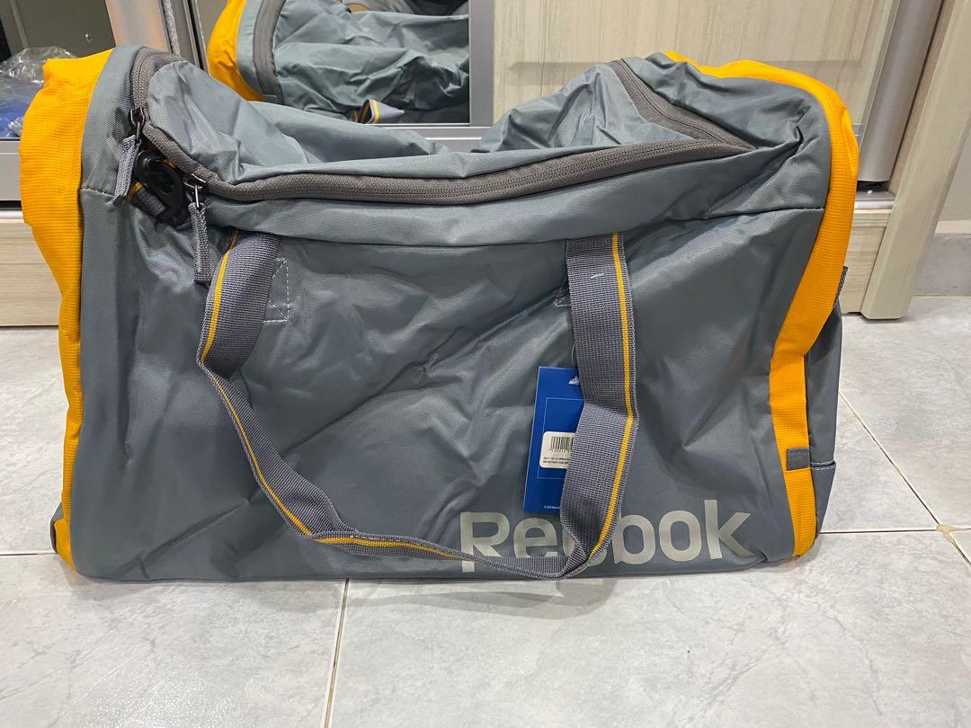 Reebok crossfit outlet duffle bag