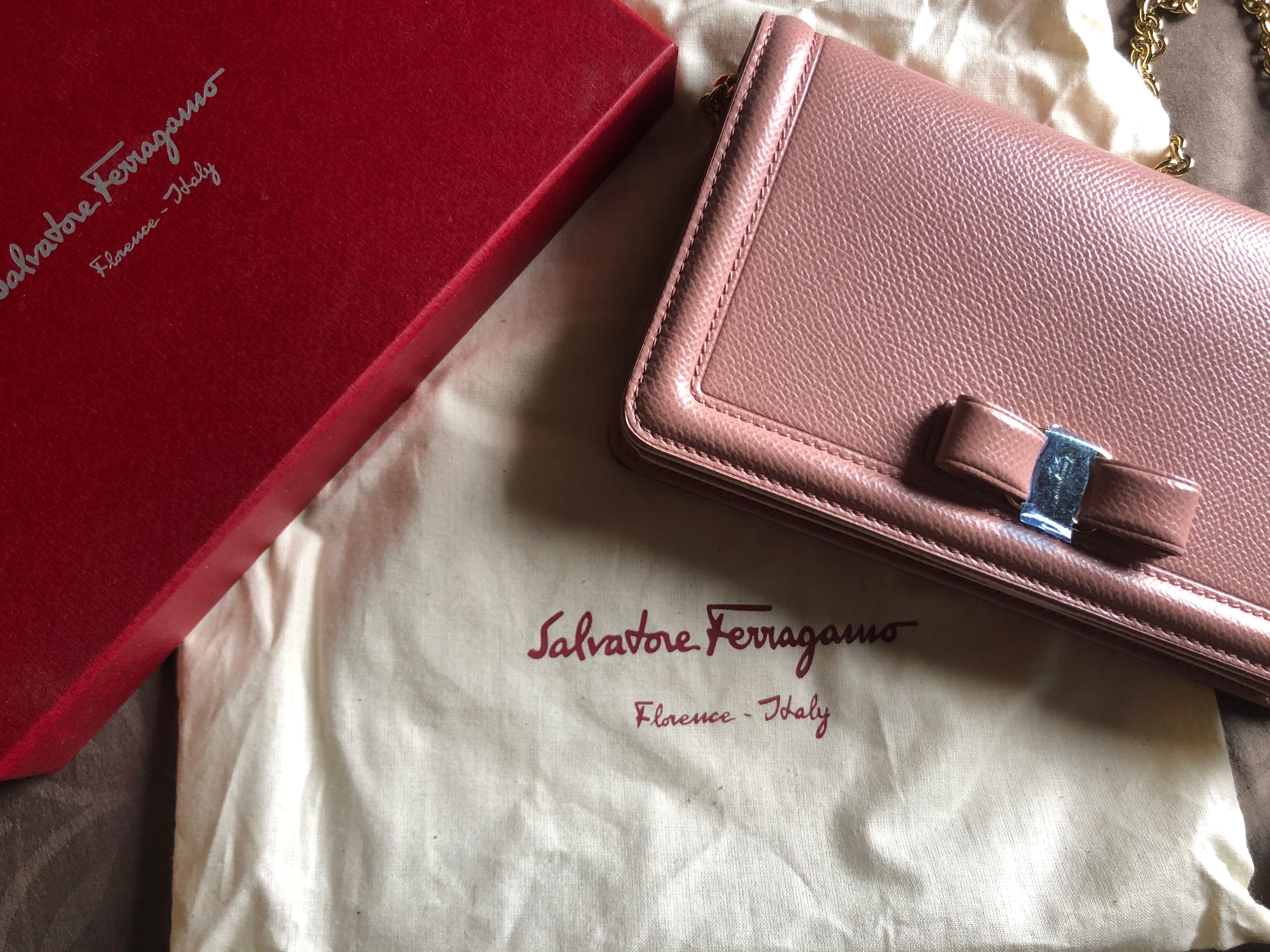 Salvatore Ferragamo Calf Leather Small Wallet On Chain Nylund Pink
