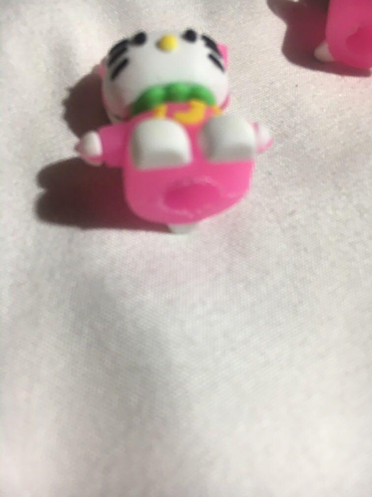 Take all Hello kitty pen topper (Category: Stationery & School Supplies) located in Las Pinas. Submitted by hauscleanup (Listing ID 1066469800, Image 2). Description: 7 pcs.