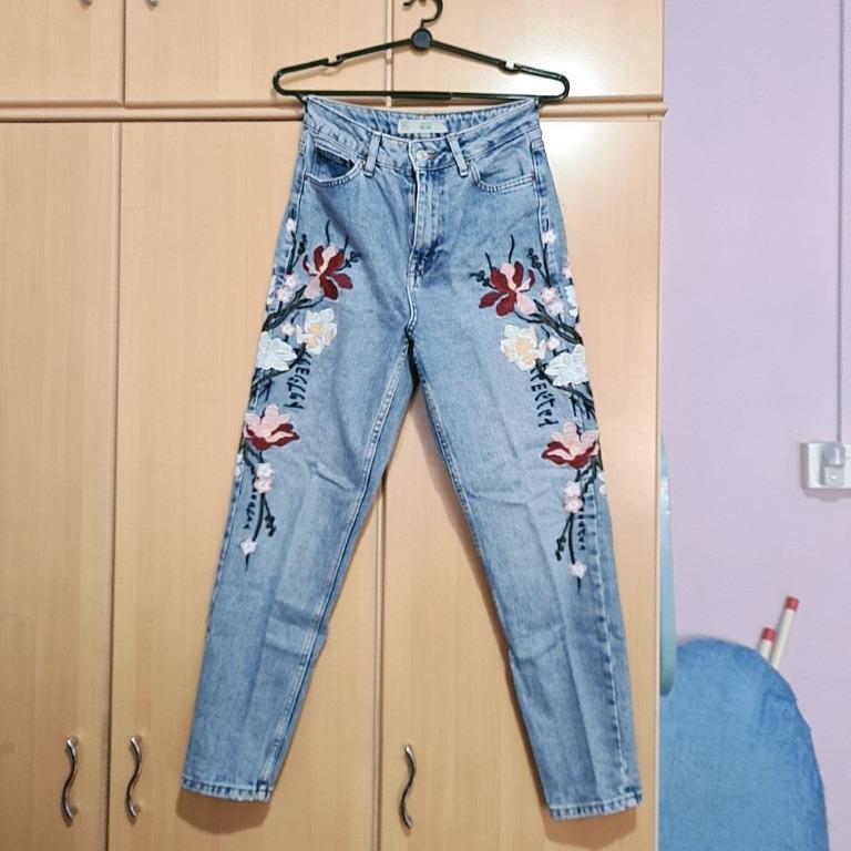 TOPSHOP MOTO Mom Embroidered Jeans W26 Size