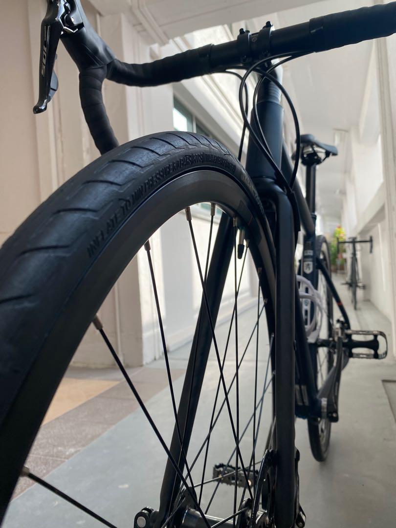 triban rc 520 disc road bike