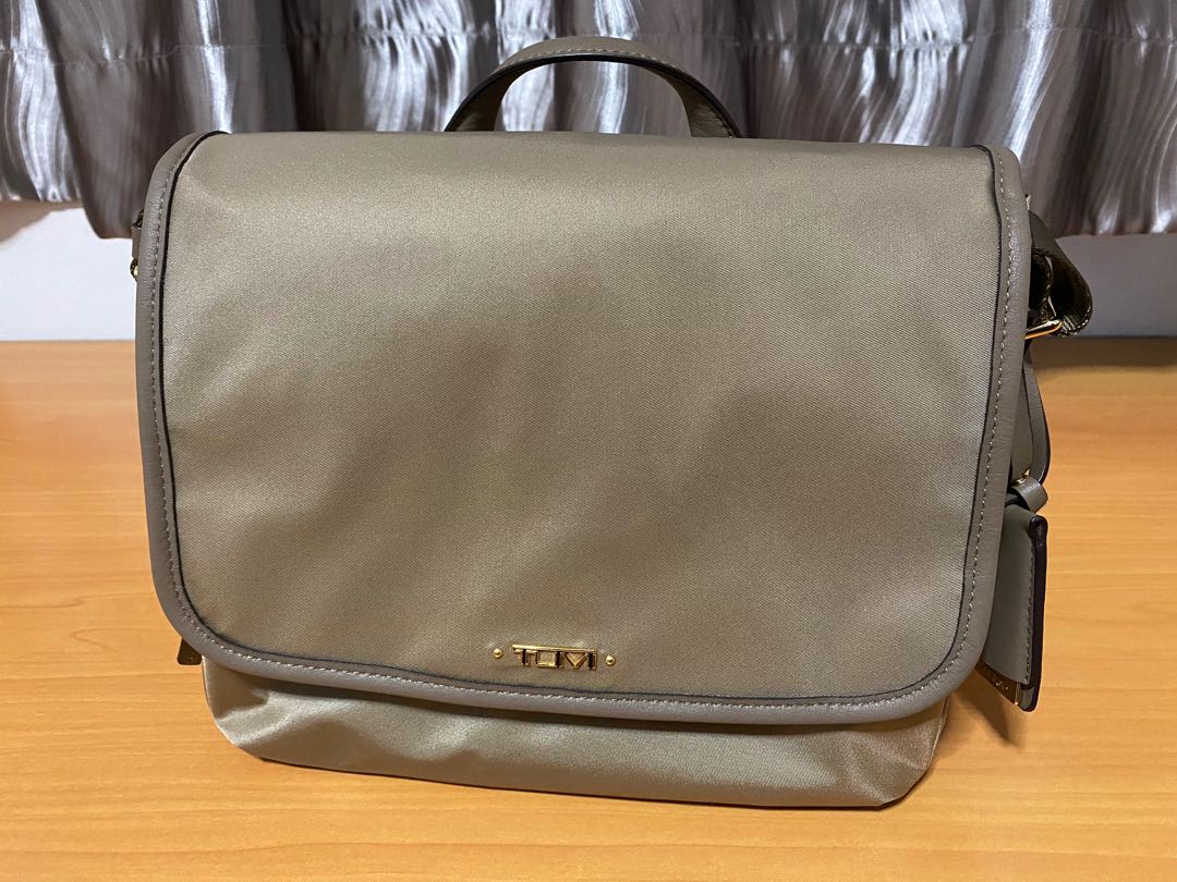 Tumi small lola sale messenger