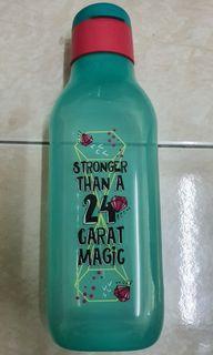 Tupperware bottle drink