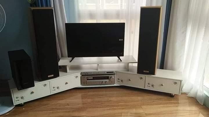 tv rack design with speaker