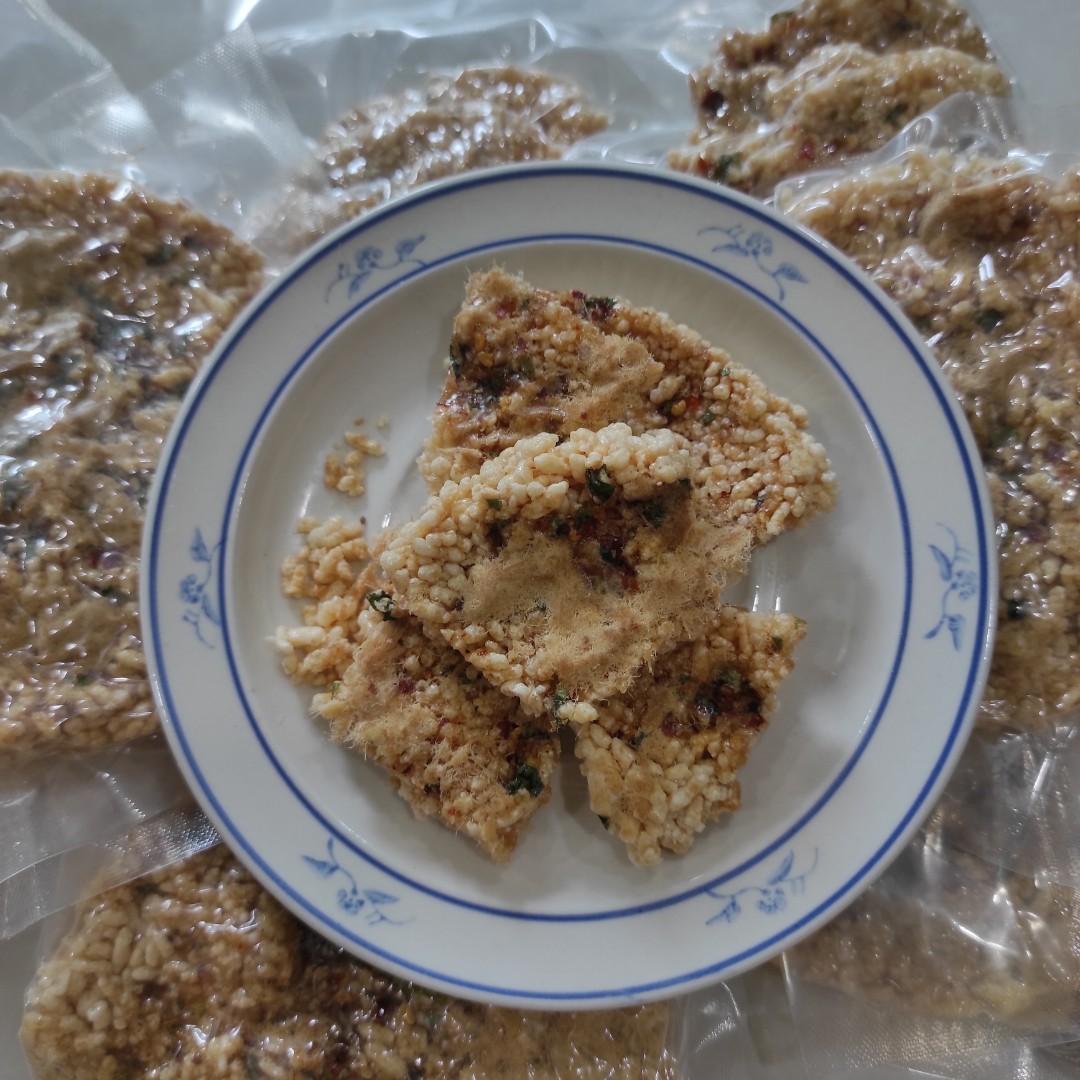 Vietnamese Pork Floss Rice Crackers, Food & Drinks, Packaged & Instant Food on Carousell