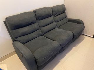 (Category: ) located in . Submitted by ggwp_1912 (Listing ID 1060505511, Image 1). Description: .