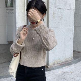 燕麥針織毛衣