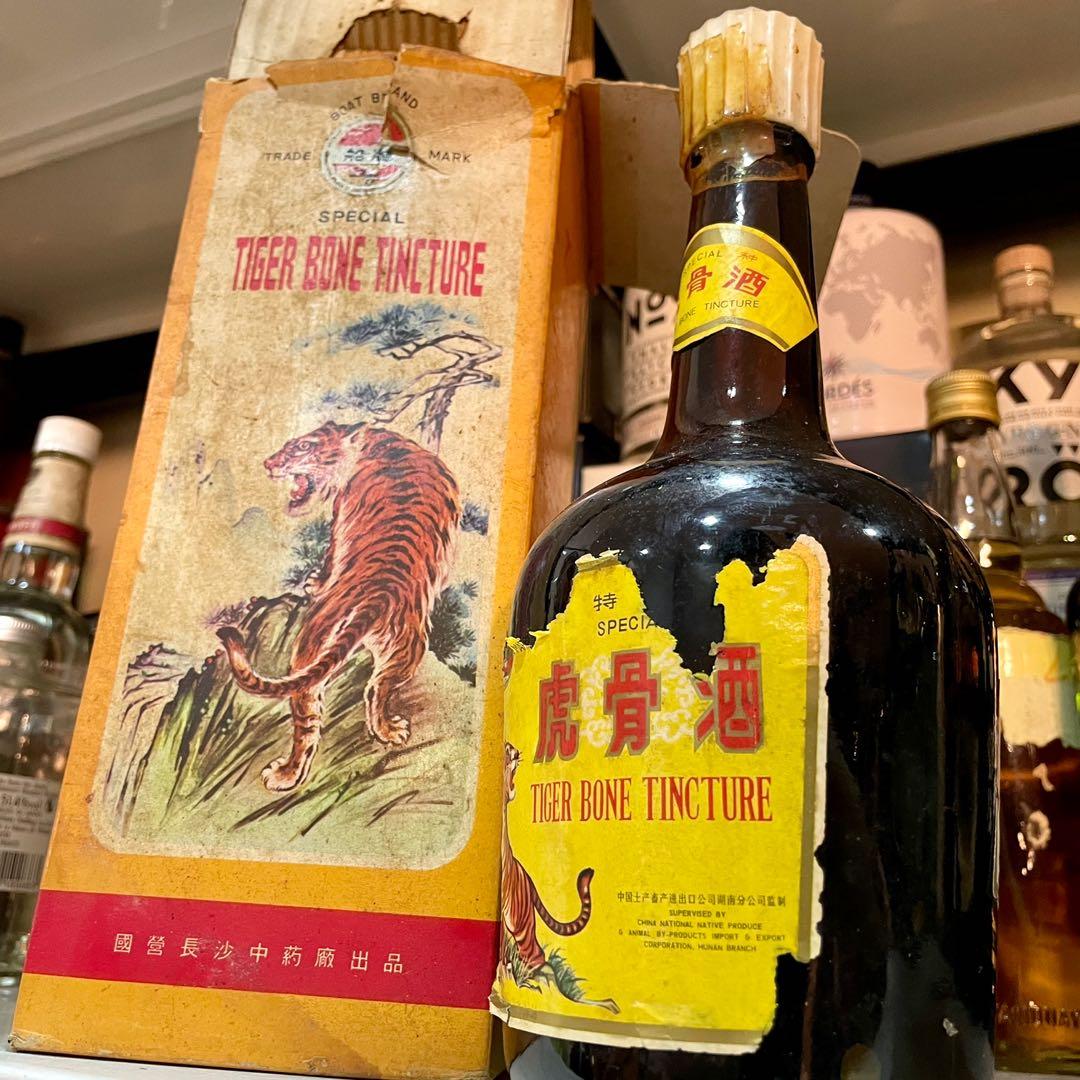 希少 虎骨薬酒 MADE in DPRK  Tiger Bones Liquor