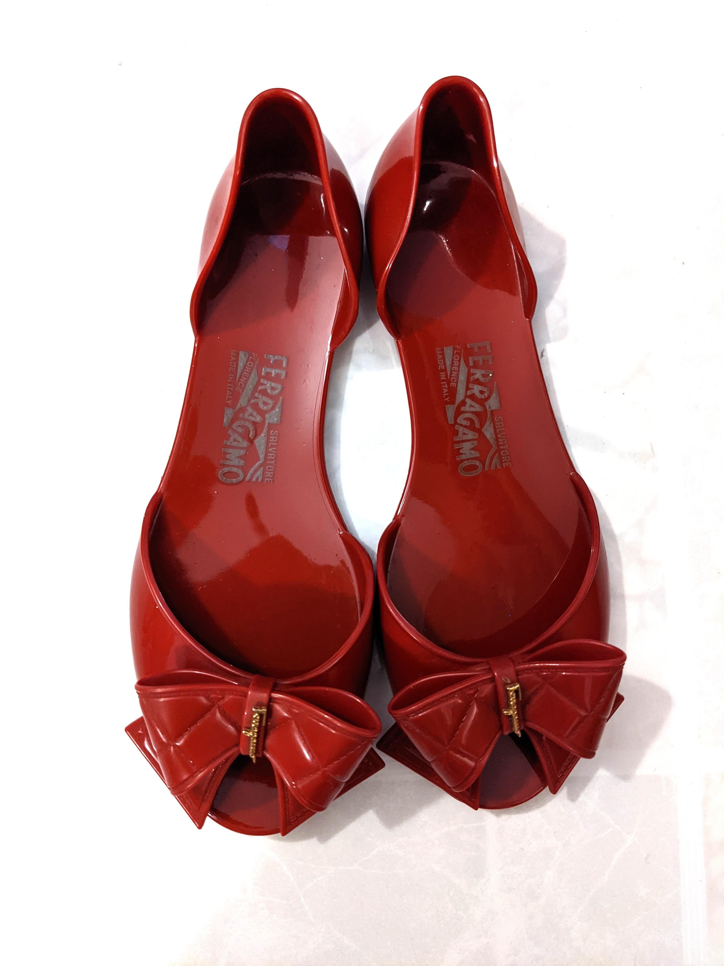 salvatore ferragamo factory outlet online