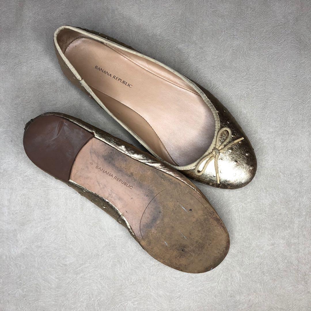 Banana republic top robin flats
